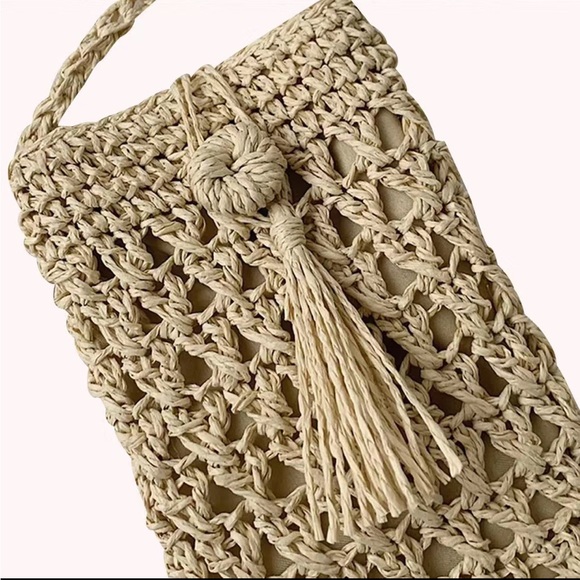 Vintage Style Crochet Vacation Crossbody Purse - Picture 2 of 5